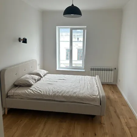 Apartment Amazing With Balcony, Right In The Center! Odessa